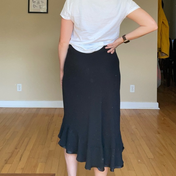 Vintage Ruffled Skirt - Picture 2 of 5
